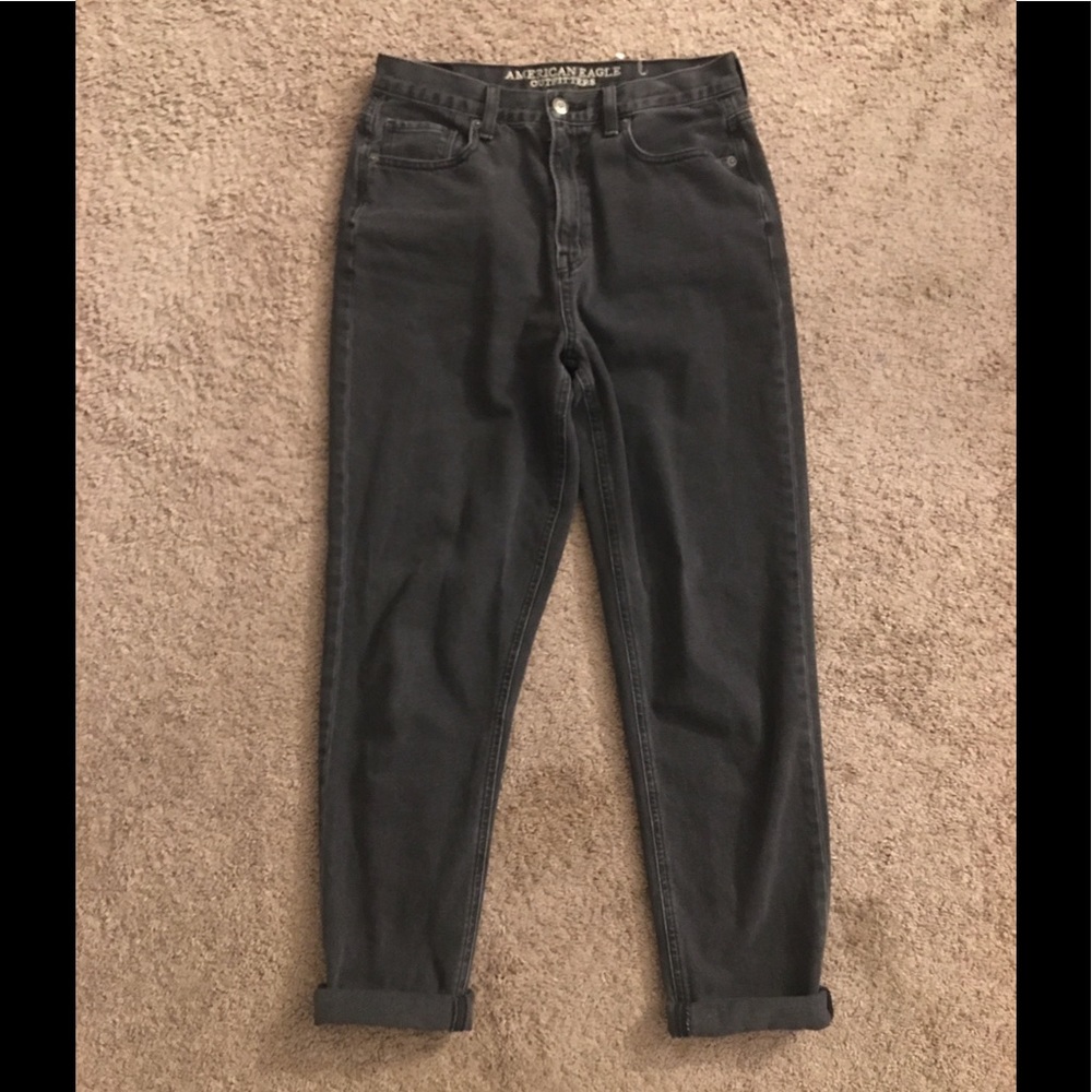 American Eagle Black Mom Jeans